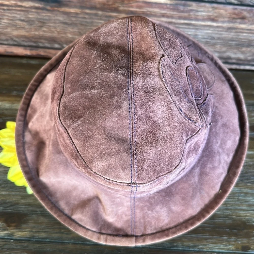 Helen Kaminski Blush Water Resistant Calf Suede Bucket Hat! In Great Condition!